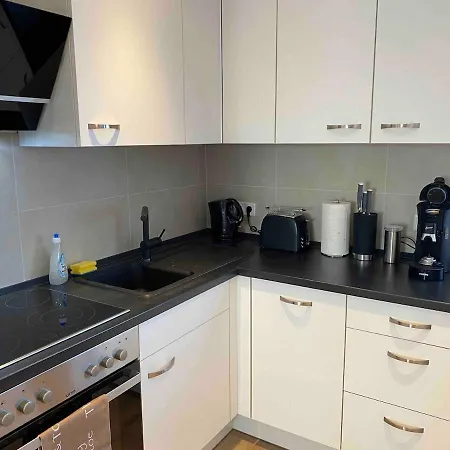 Lejlighed Business-apartment Mit 3 Schlafzimmern Und Parkplatz - 6 Im 1 Og *