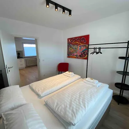 Business-apartment Mit 3 Schlafzimmern Und Parkplatz - 6 Im 1 Og Neuss